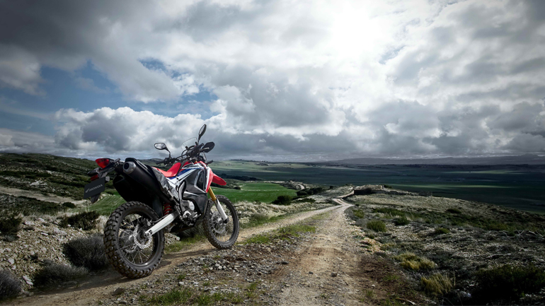 «Δρόμος Ειρήνης 2018», από την Αρχαία Ολυμπία στη Χιροσίμα με Honda CRF250 Rally