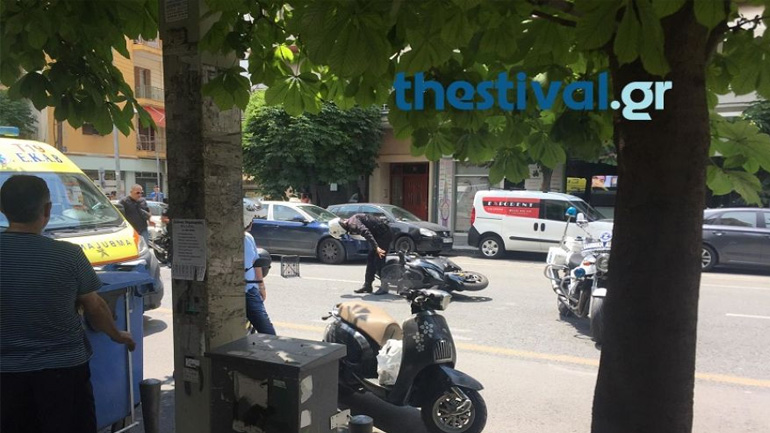 Οδηγός φορτηγού τραυμάτισε και εγκατέλειψε δικυκλιστή