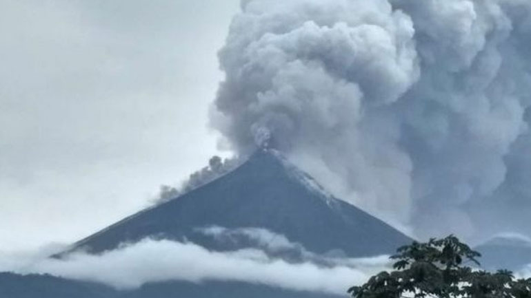 Γουατεμάλα: Σε κατάσταση συναγερμού εξαιτίας των ηφαιστειακών εκρήξεων Γουατεμάλα: Σε κατάσταση συναγερμού εξαιτίας των ηφαιστειακών εκρήξεων