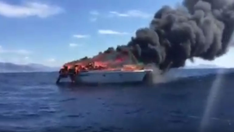 Πυρκαγιά εν πλω σε σκάφος αναψυχής στην Κέρκυρα – Τρεις τραυματίες