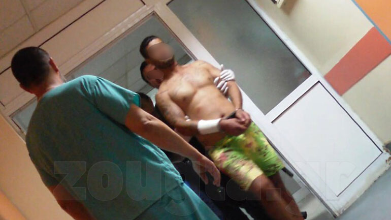 Μεταφορά κρατουμένων στο νοσοκομείο Λάρισας μετά από αιματηρό επεισόδιο στη φυλακή Μεταφορά κρατουμένων στο νοσοκομείο Λάρισας μετά από αιματηρό επεισόδιο στη φυλακή