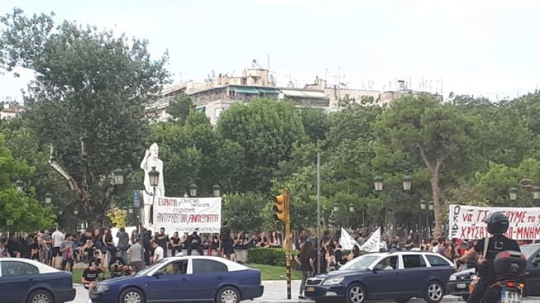 Αντιφασιστική αντισυγκέντρωση στο κέντρο της Θεσσαλονίκης με αφορμή τη διαμαρτυρία της ΧΑ