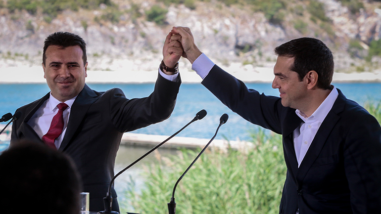 Υπεγράφη η συμφωνία στις Πρέσπες