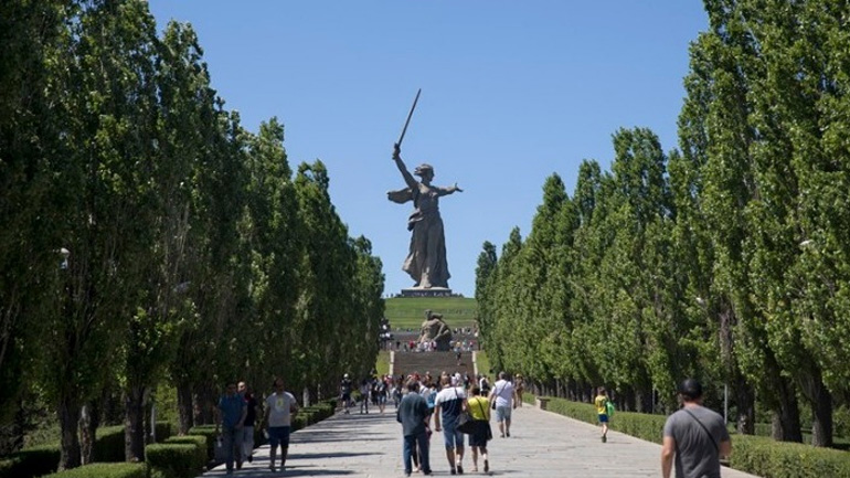 Οι Άγγλοι κατέθεσαν στεφάνια στο Στάλινγκραντ