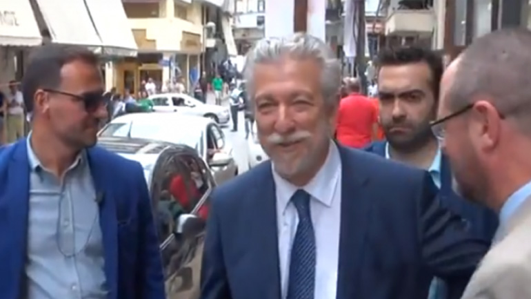 Γιουχάισαν τον Κοντονή και την Θεοδώρα Τζάκρη στα Γιαννιτσά