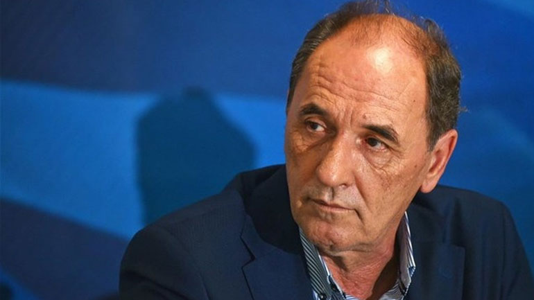 Σταθάκης: «Θέματα που εμπίπτουν σε εμπορικό δίκαιο θα επιλυθούν μετά τη συμφωνία με την ΠΓΔΜ»