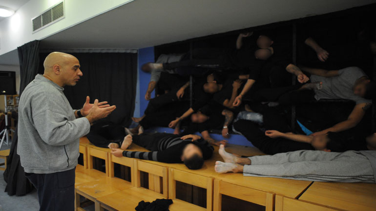 Ο σκηνοθέτης-ηθοποιός Στάθης Γράψας αναλαμβάνει το θεατρικό εργαστήρι του ΕΚΚΝΑ