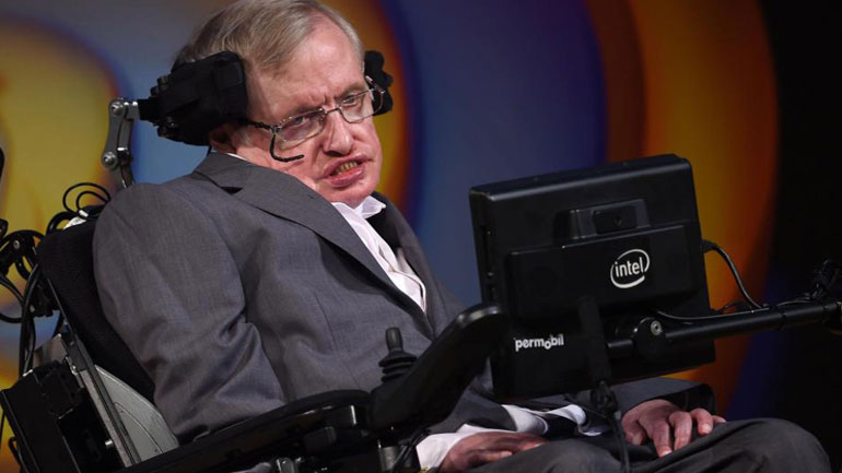 Ο «Χόκινγκ», στην τελετή μνήμης του Στίβεν Χόκινγκ