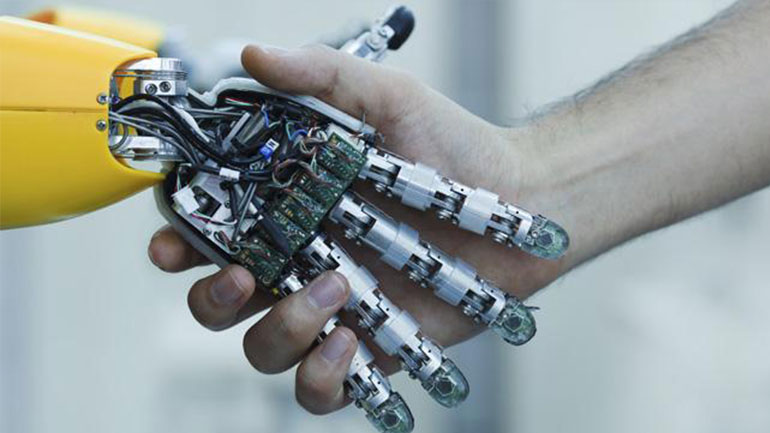 Τεχνητή νοημοσύνη της IBM είναι η πρώτη που κάνει κανονικό «ντιμπέιτ» με τους ανθρώπους