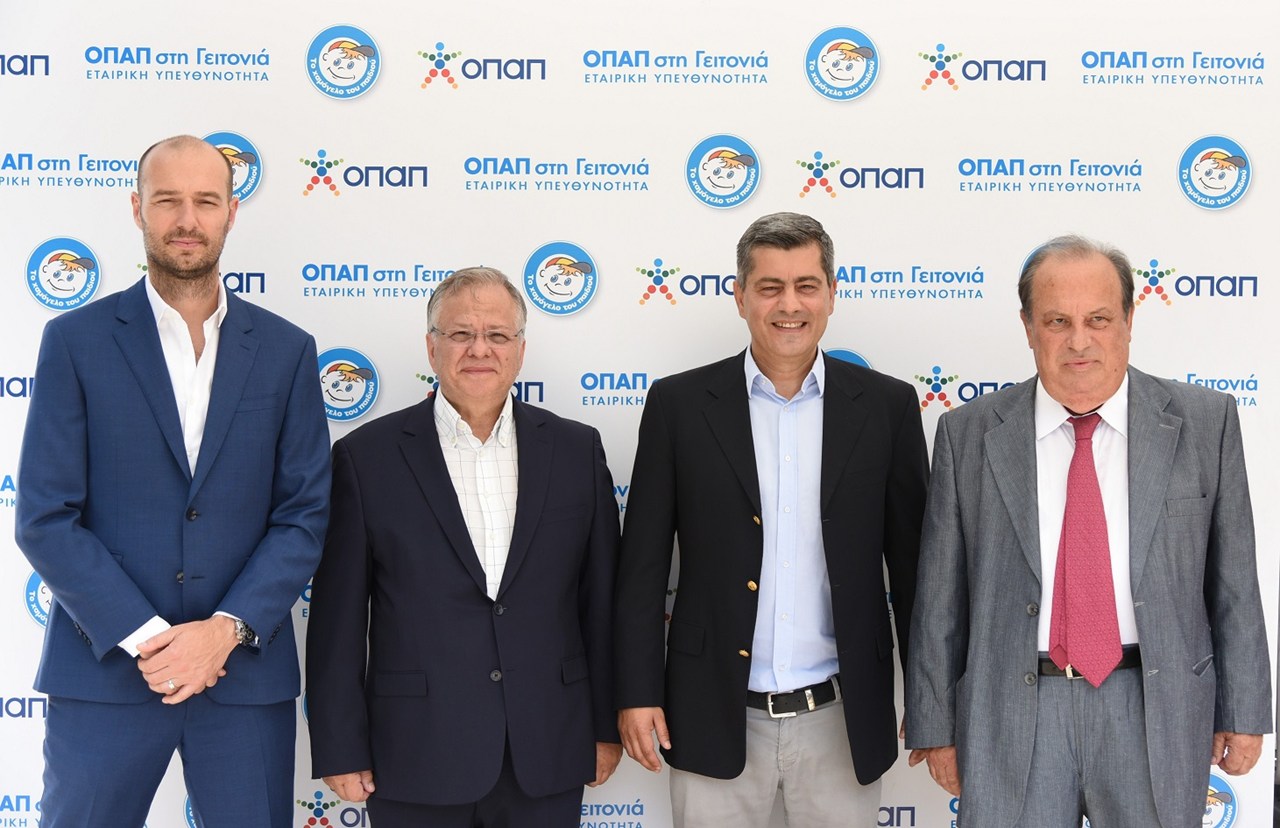  Πετρ Ματεγιόφσκι, Chief Customer Officer ΟΠΑΠ, Κωνσταντίνος Γιαννόπουλος, Πρόεδρος οργανισμού Το Χαμόγελο του Παιδιού, Οδυσσέας Χριστοφόρου, Επικεφαλής Εταιρικών και Ρυθμιστικών Υποθέσεων ΟΠΑΠ, Γιώργος Μπεκιάρης, εντεταλμένος Δημοτικός Σύμβουλος για θέματα Υγείας Δήμου Περιστερίου