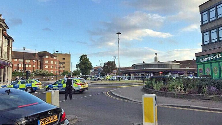 Σε βραχυκύκλωμα οφείλεται η μικρή έκρηξη σε σταθμό του μετρό στο Λονδίνο