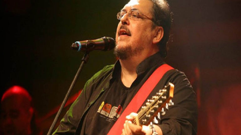 Ο Λαυρέντης Μαχαιρίτσας σε καλοκαιρινή περιοδεία