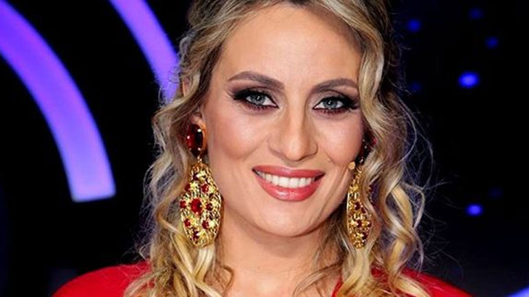 Ελεονώρα Μελέτη: Απολαμβάνει τη βόλτα της με τη μητέρα και τη νεογέννητη κόρη της!