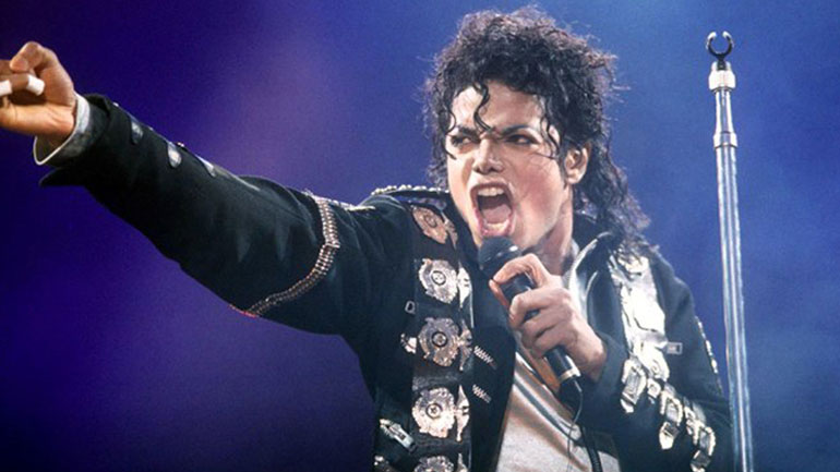 Η ζωή του  Μάικλ Τζάκσον γίνεται μιούζικαλ