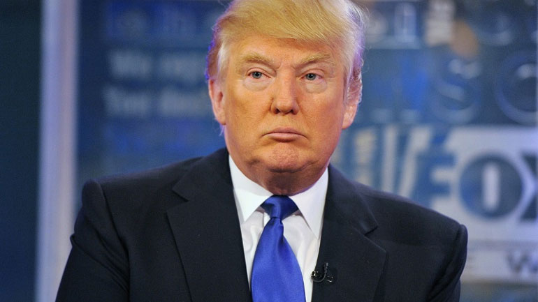 Ο Τραμπ αναγκάζεται να δώσει τέλος στο… «παιδομάζωμα»