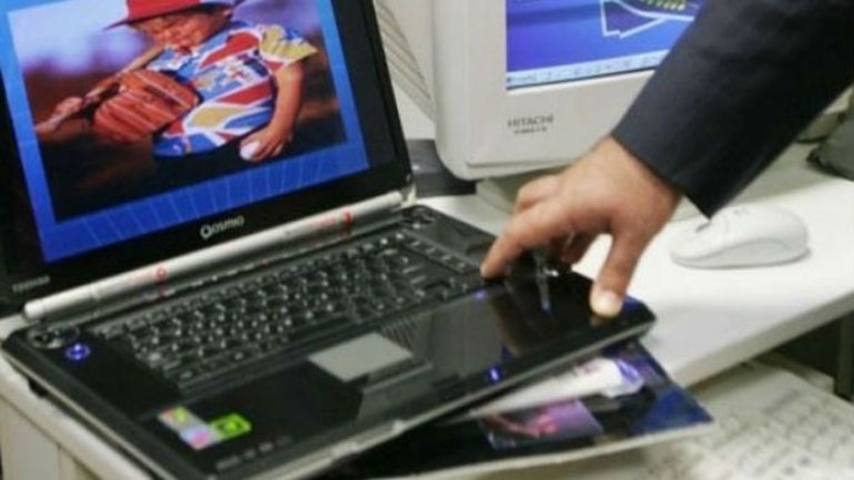 Δικογραφία σε βάρος 30χρονου για πορνογραφία ανηλίκων μέσω διαδικτύου