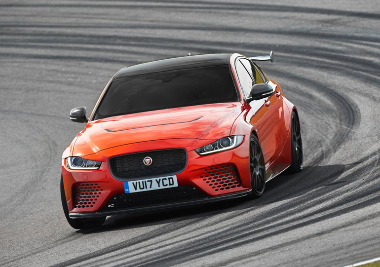 Το σπάνιο αυτό Jaguar θα έρθει στην Ελλάδα τον Σεπτέμβριο...