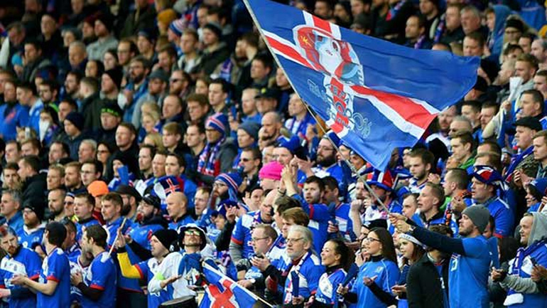 Κλείνουν τα ταχυδρομεία γιατί παίζει η Ισλανδία!