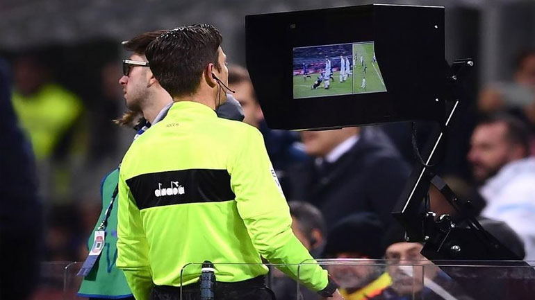 Ικανοποίηση της FIFA για τη διαιτησία και το VAR στο Μουντιάλ