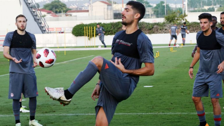 Υπογράφει νέο συμβόλαιο με τον Ολυμπιακό ο Μπουχαλάκης