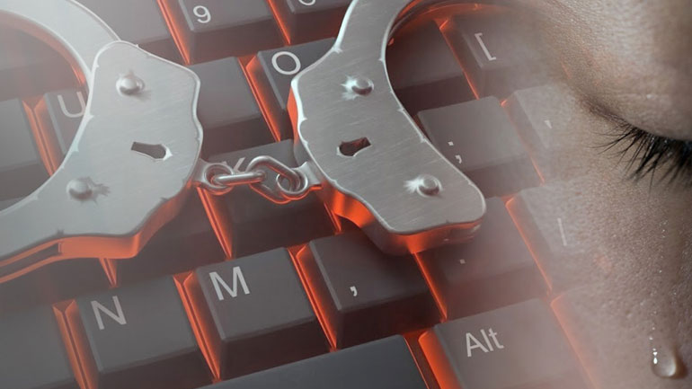 Νεαρός Κρητικός εμπλέκεται σε υπόθεση παιδικής πορνογραφίας Νεαρός Κρητικός εμπλέκεται σε υπόθεση παιδικής πορνογραφίας