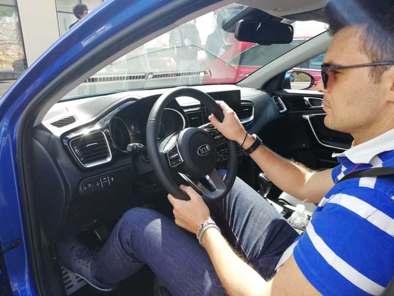 Πίσω από το τιμόνι του νέου Kia Ceed