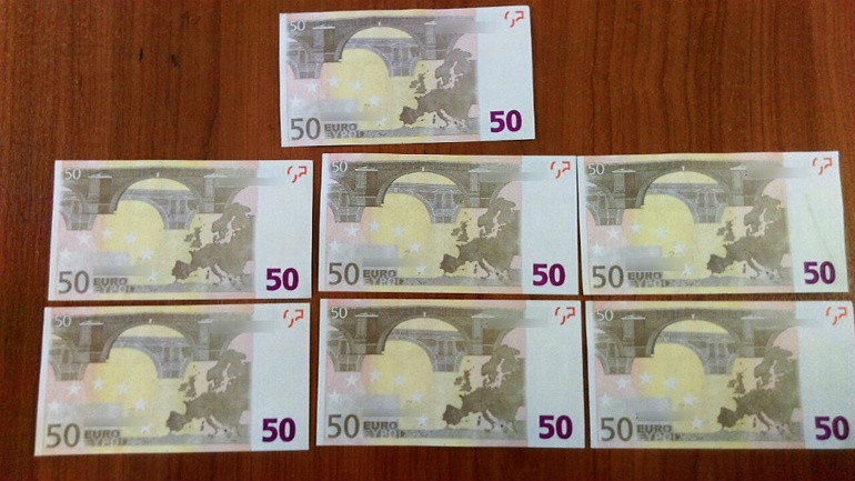 Πρέβεζα: Κυκλοφορούσε με πλαστά ευρώ