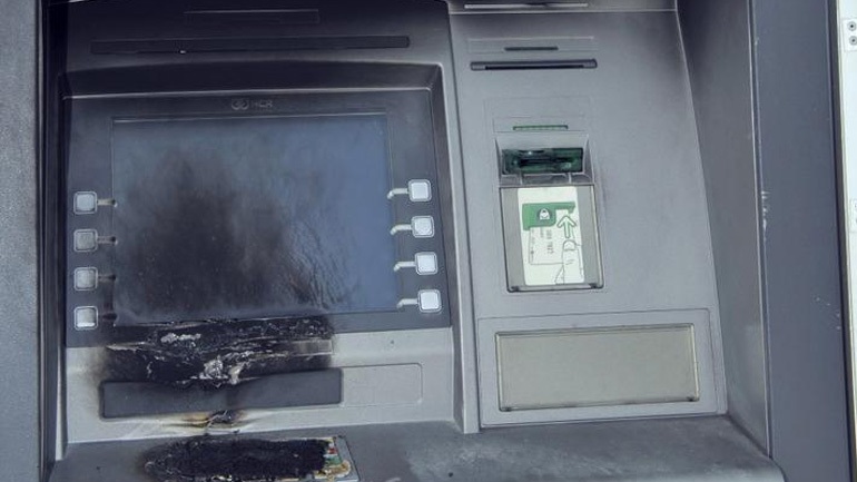 Ποινική δικογραφία σε βάρος των τριών μελών της εγκληματικής οργάνωσης που διέπραττε διαρρήξεις σε ΑΤΜ