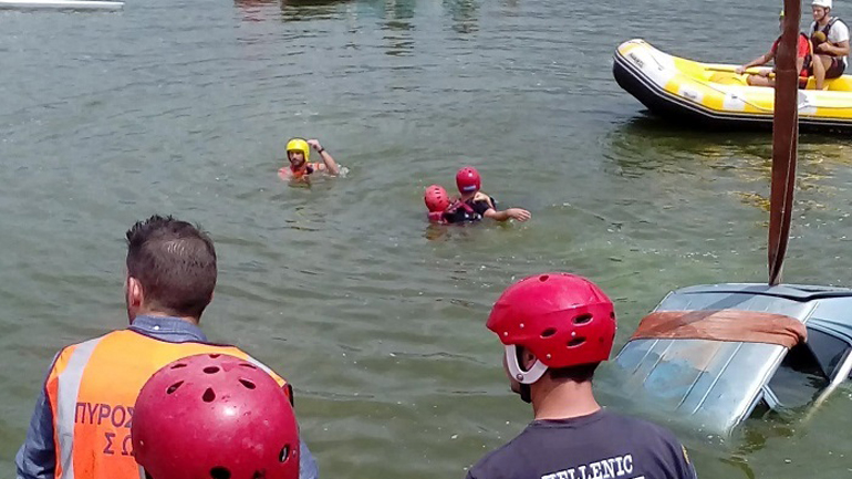 Εντυπωσιακή άσκηση της Πυροσβεστικής