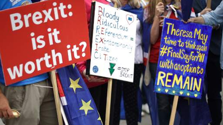 Πορεία στο Λονδίνο με αίτημα να γίνει εκ νέου δημοψήφισμα για το Brexit