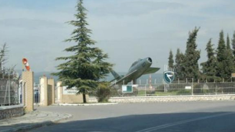 Συναγερμός στο Τατόι: Συμβάν με ΙΧ αυτοκίνητο στην Αεροπορική Βάση Δεκελείας