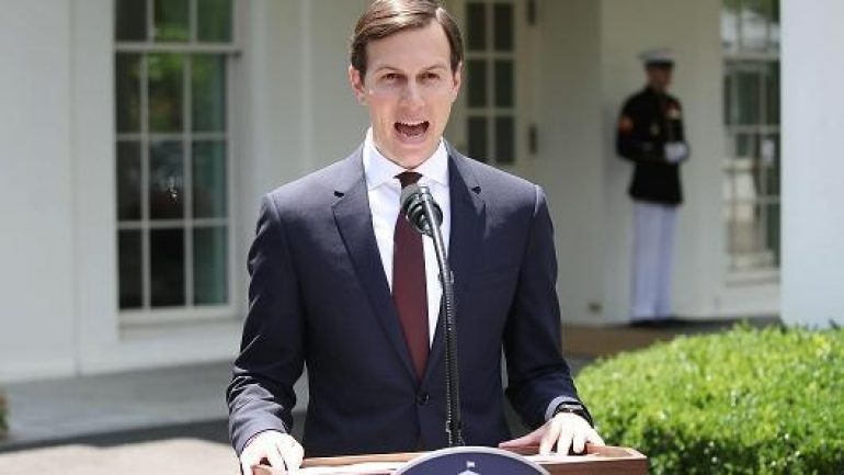 “Έτοιμος να συνεργαστεί” με τον Παλαιστίνιο πρόεδρο Αμπάς ο Τζάρεντ Κούσνερ