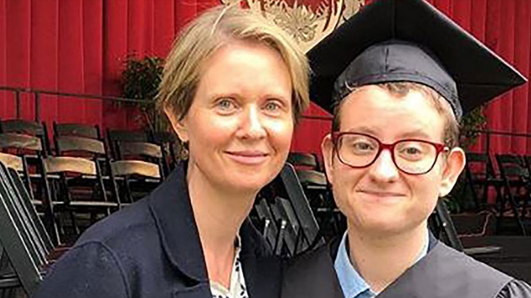 Η Cynthia Nixon αποκάλυψε ότι το μεγαλύτερο παιδί της είναι transgender!