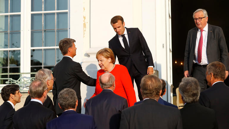 Χωρίς απτά αποτελέσματα η συνάντηση των 16 ηγετών της ΕΕ στις Βρυξέλλες για το προσφυγικό Χωρίς απτά αποτελέσματα η συνάντηση των 16 ηγετών της ΕΕ στις Βρυξέλλες για το προσφυγικό