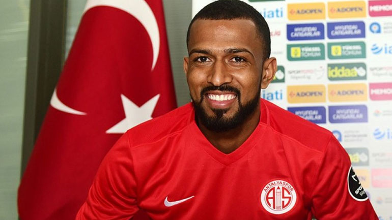 «H AEK θέλει τον Μαϊκόν»