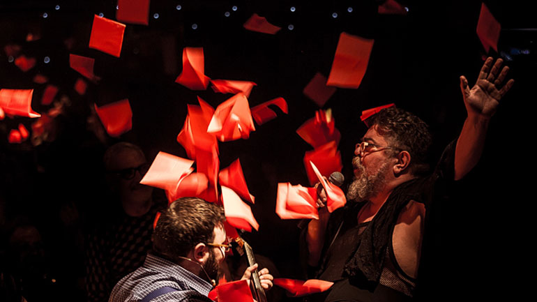 Ο Σταμάτη Κραουνάκης και οι «Σπείρα Σπείρα» στη Μονή Λαζαριστών