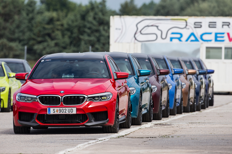 Η 6η γενιά της BMW M5 ήρθε στην Ελλάδα και την οδηγήσαμε με το καλημέρα στην πίστα των Σερρών