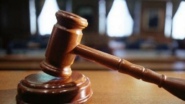 Ποινή φυλάκισης 10 ετών στη Ρομά που σκότωσε τον δολοφόνο του γιου της