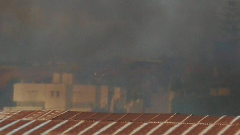 Μεγάλη φωτιά στα Χανιά – Απειλούνται σπίτια στη Χρυσή Ακτή