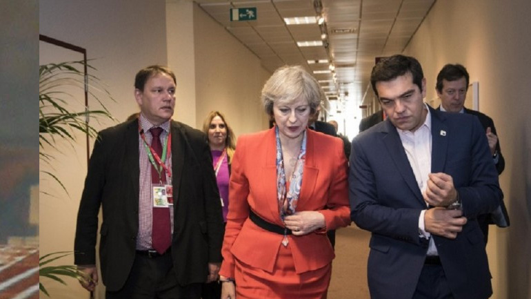 Το θέμα της επιστροφής των μαρμάρων του Παρθενώνα έθεσε ο πρωθυπουργός Αλ. Τσίπρας στην Τερέζα Μέι