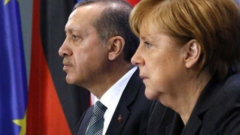 Συγχαρητήρια Μέρκελ σε Ερντογάν