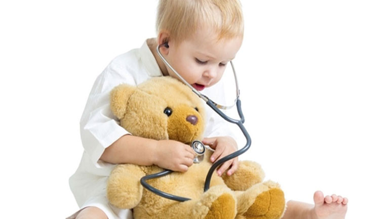 Πώς να δώσεις σωστά τις πρώτες βοήθειες στα παιδιά