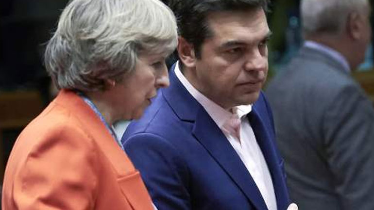 Σε εξέλιξη η συνάντηση του Αλ. Τσίπρα με την Τ. Μέι