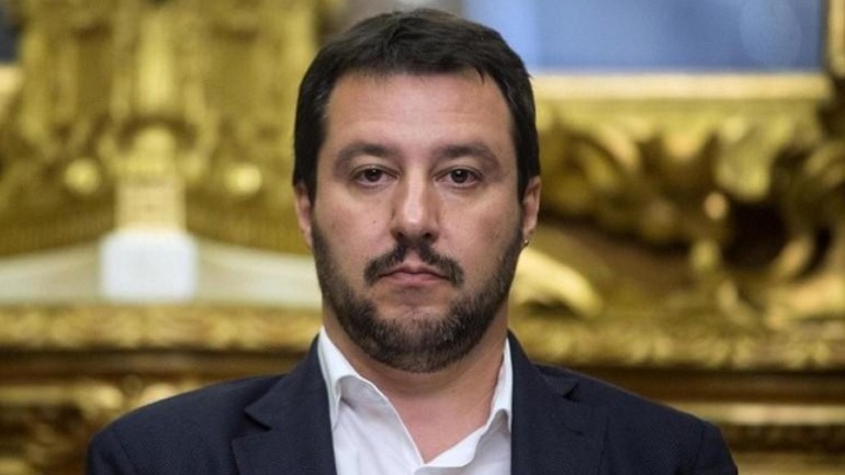 Σαλβίνι: «Ο Μακρόν κάνει τον τρελό διότι η δημοτικότητά του στη Γαλλία βρίσκεται στο ναδίρ»