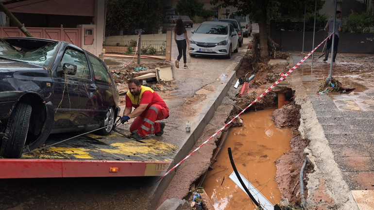 Η επόμενη ημέρα στη Μάνδρα