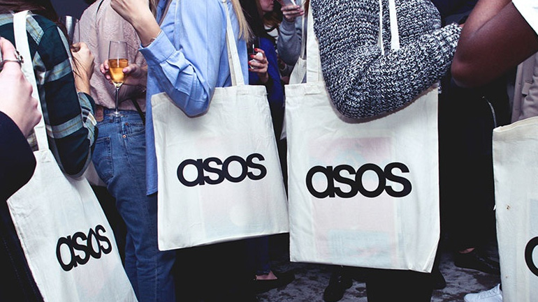H Asos σταματάει να πουλάει οτιδήποτε περιέχει μετάξι, κασμίρ, μοχέρ ή φτερά
