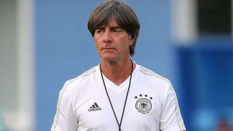 Λεβ: «Εγώ είμαι υπεύθυνος. Θα μιλήσω με την ομοσπονδία για το μέλλον μου»