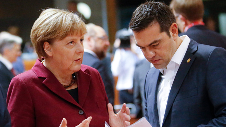 O Τσίπρας βάζει “πλάτη” στη Μέρκελ