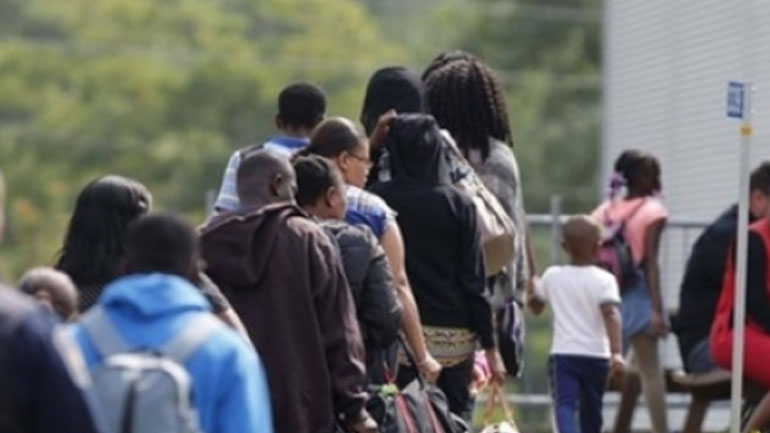 ΗΠΑ: Το Υπ. Εσωτερικής Ασφαλείας ζήτησε από το Πεντάγωνο να αναλάβει την υποδοχή και τη φρούρηση 12.000 μεταναστών