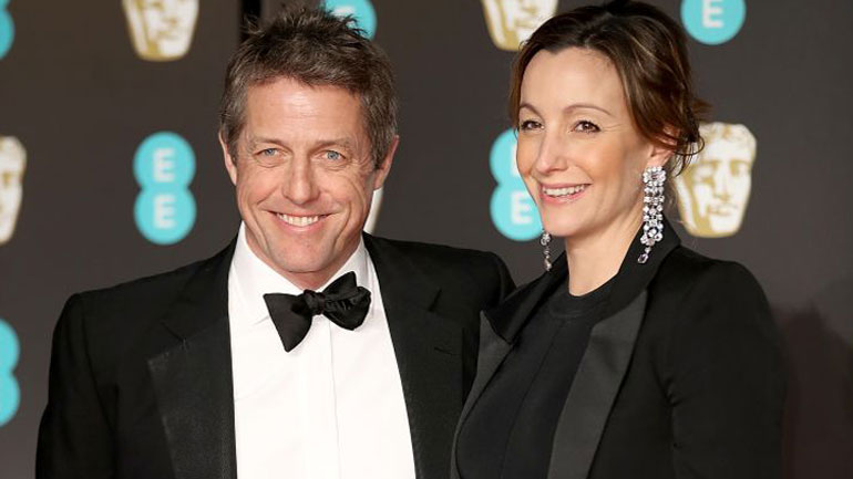 Η σύζυγος του Χιου Γκραντ «απήχθη» από οδηγό ταξί στο Παρίσι στη διάρκεια του μήνα του μέλιτος